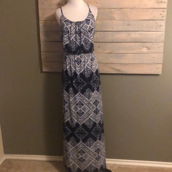 Dresses & Skirts - Luscious Dress